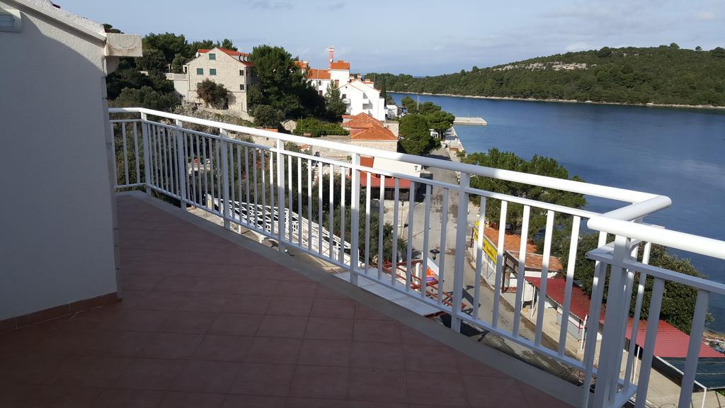 Apartments Slavica Pomena Exteriér fotografie