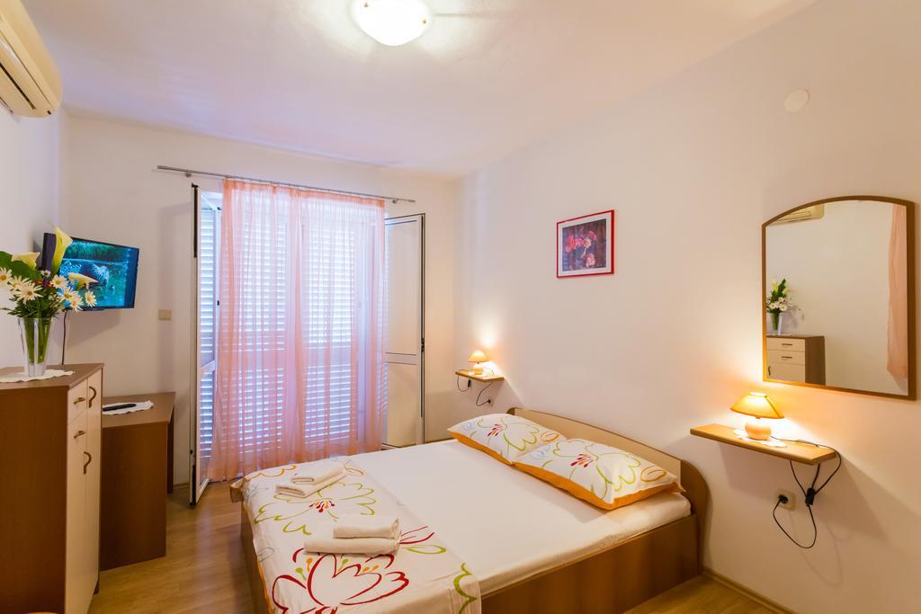 Apartments Slavica Pomena Exteriér fotografie