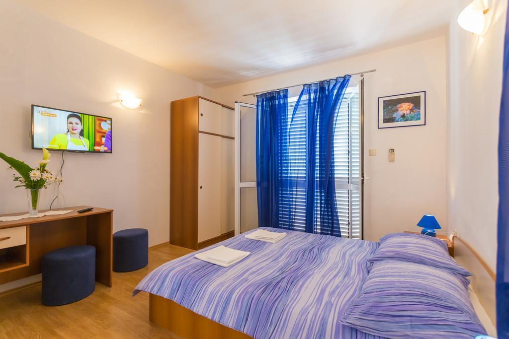 Apartments Slavica Pomena Exteriér fotografie