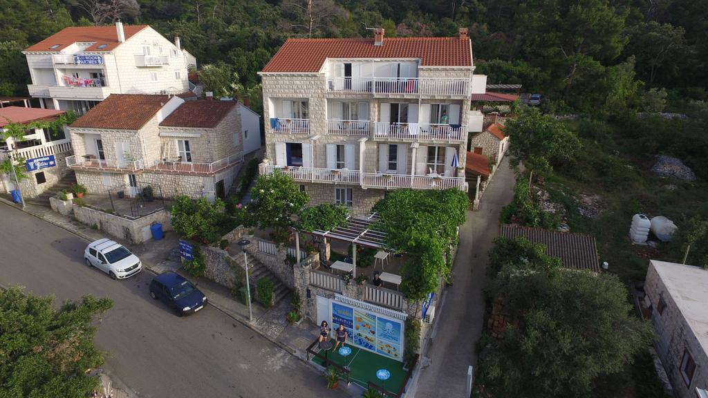 Apartments Slavica Pomena Exteriér fotografie